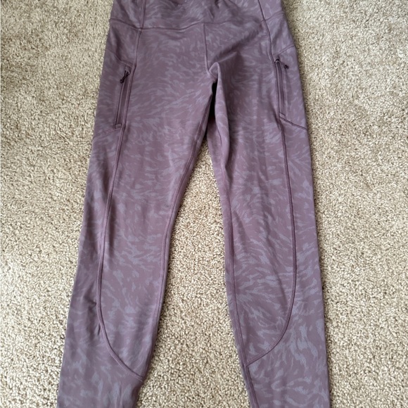 Athleta Mauve Patterned Leggings NWOT - Picture 1 of 7